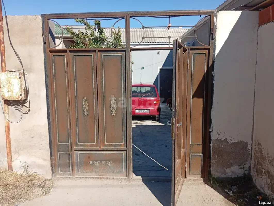 Satılır 4 otaqlı həyət evi 120 m²