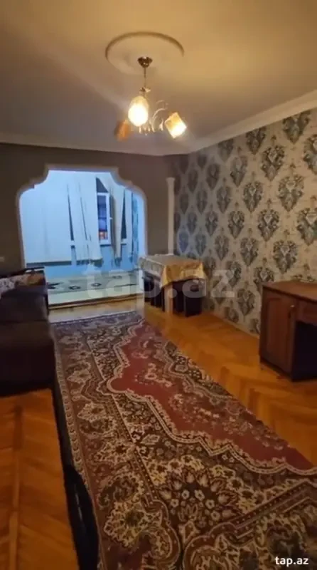 Kirayə verilir 2 otaqlı mənzil 50 m²