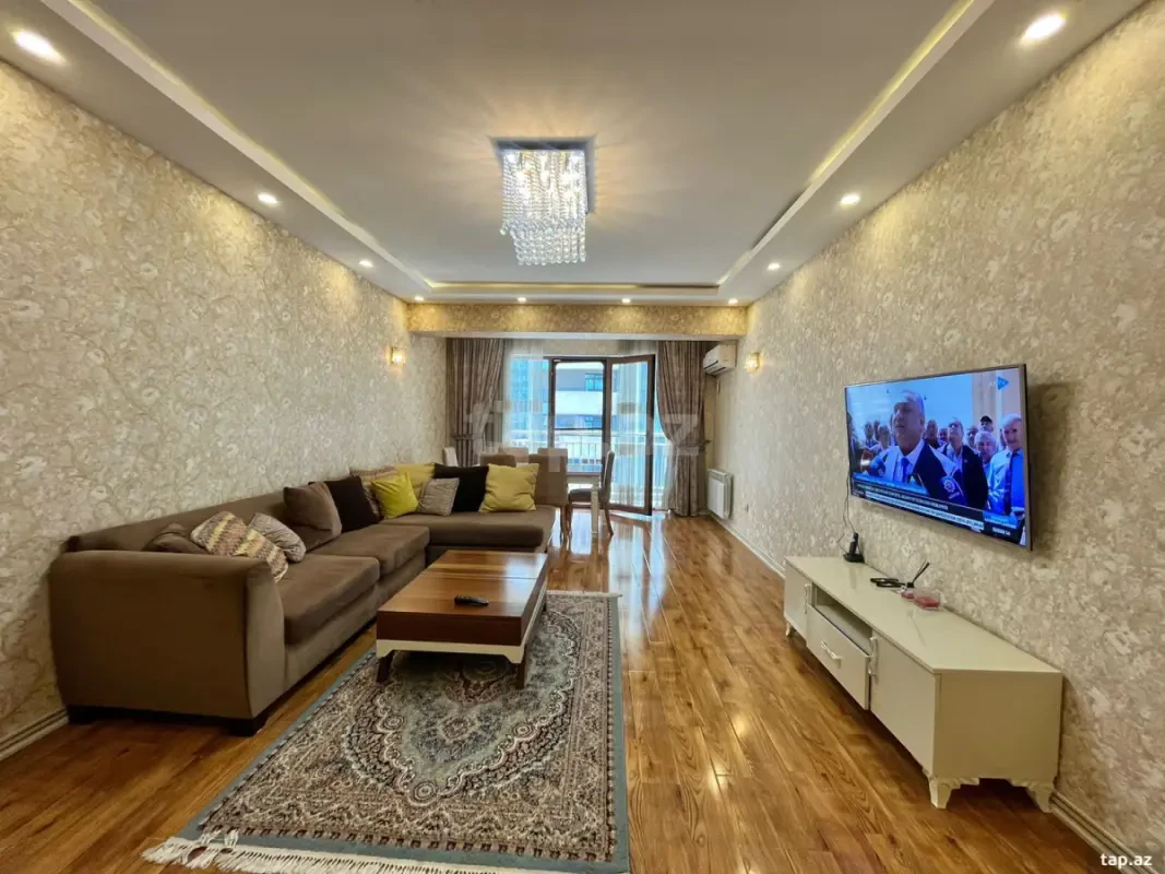 Kirayə verilir 2 otaqlı yeni tikili 80 m²
