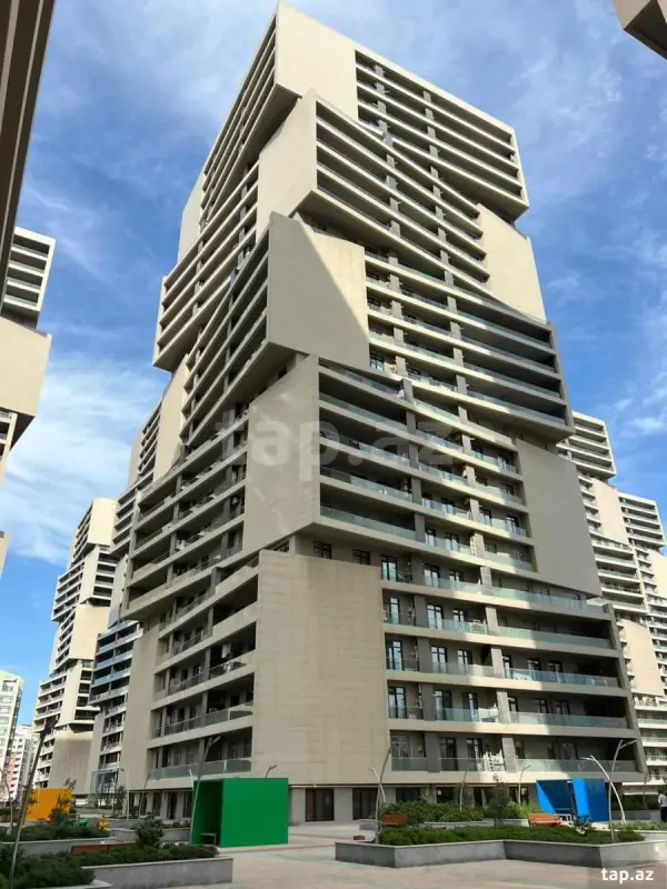 Satılır 3 otaqlı yeni tikili 148 m²