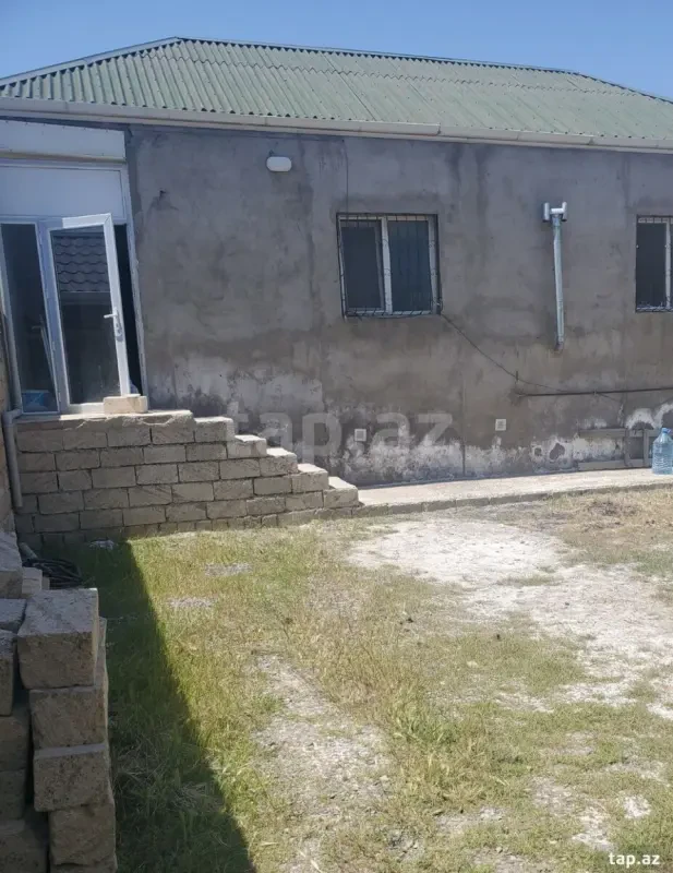 Satılır 2 otaqlı həyət evi 40 m²