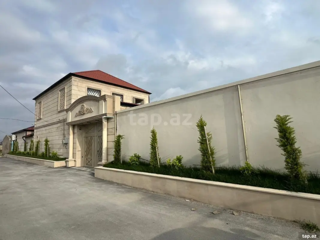 Satılır 4 otaqlı həyət evi 120 m²