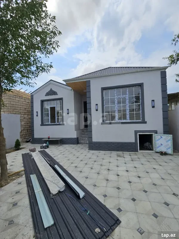 Satılır 4 otaqlı həyət evi 110 m²