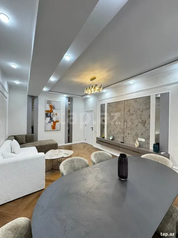 Satılır 2 otaqlı yeni tikili 85 m²