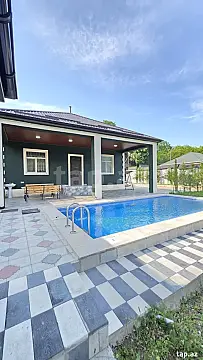 Kirayə verilir 3 otaqlı həyət evi 150 m² — Quba 3 otaq 150.00 m²