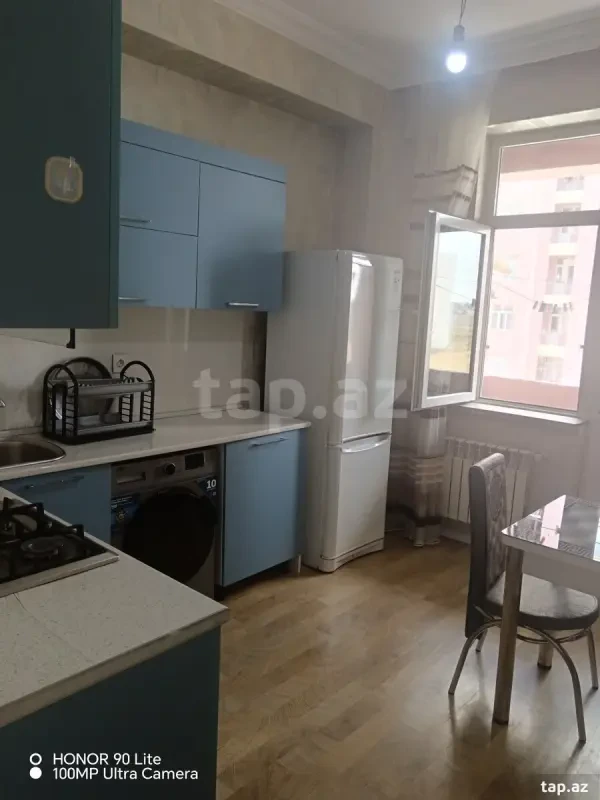 Kirayə verilir 2 otaqlı yeni tikili 89 m²