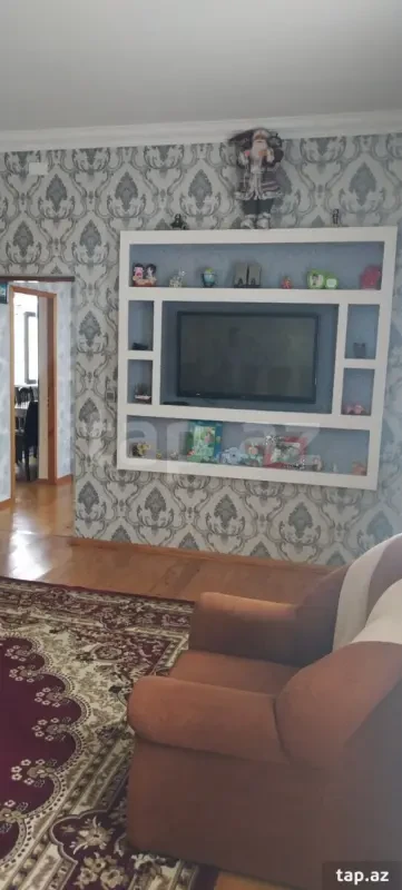 Satılır 3 otaqlı həyət evi 300 m²