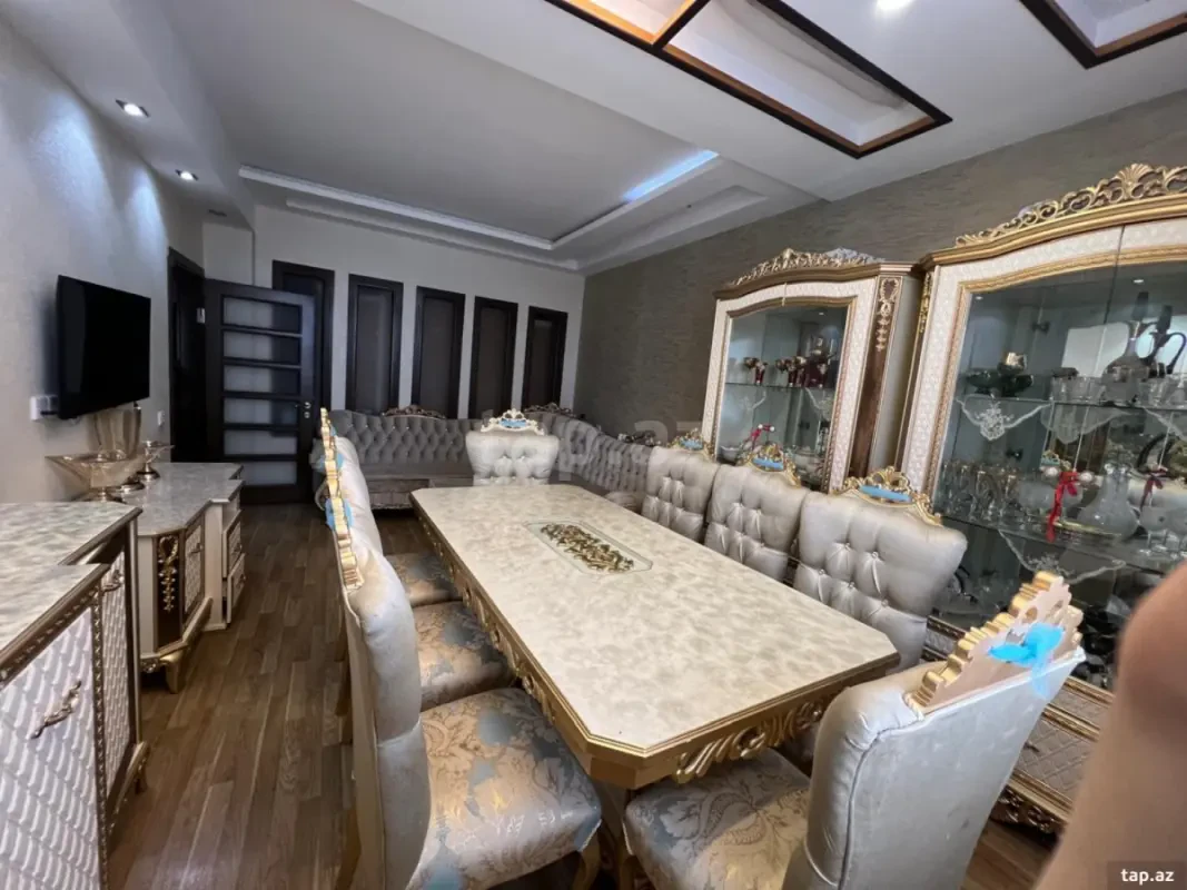 Kirayə verilir 2 otaqlı yeni tikili 80 m²