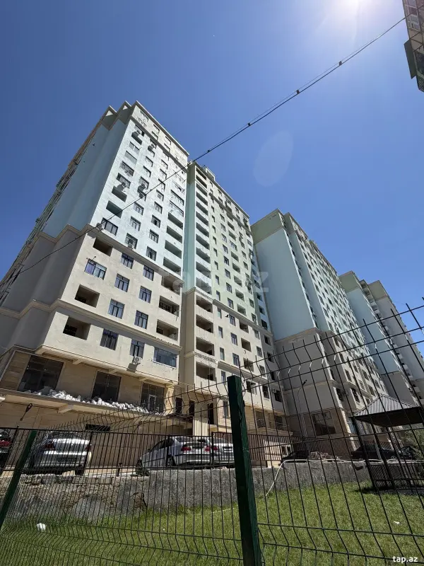 Satılır 2 otaqlı yeni tikili 65 m²
