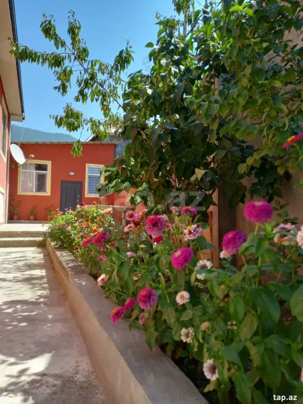 Kirayə verilir 2 otaqlı həyət evi 45 m²
