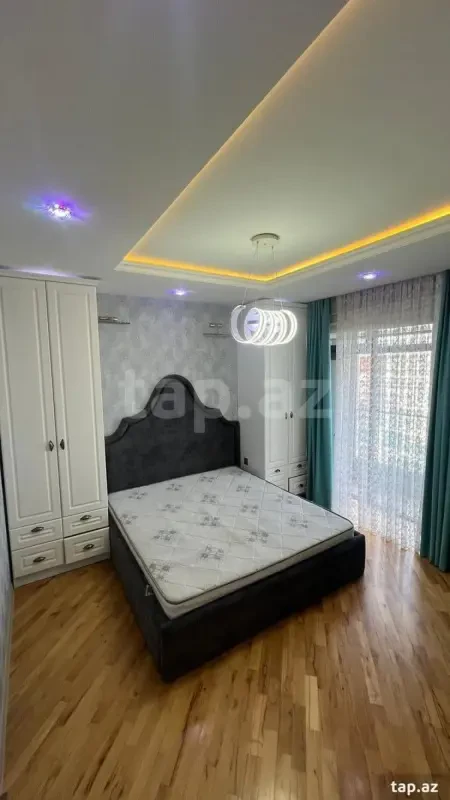 Kirayə verilir 3 otaqlı yeni tikili 90 m²