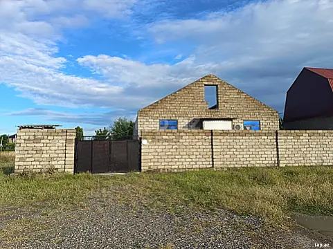 Satılır 6 otaqlı həyət evi 132 m² — Xaçmaz 6 otaq 132.00 m²