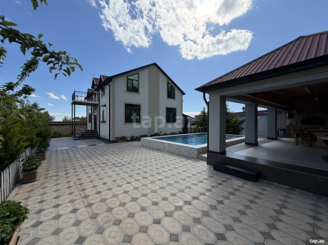 Kirayə verilir 6 otaqlı həyət evi 222 m²