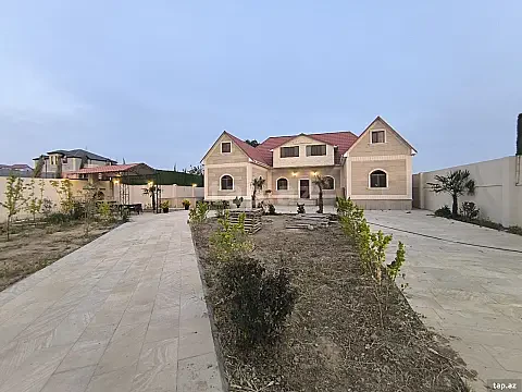 Kirayə verilir 7 otaqlı həyət evi 271 m² — Bakı, Novxanı 7 otaq 271.00 m²