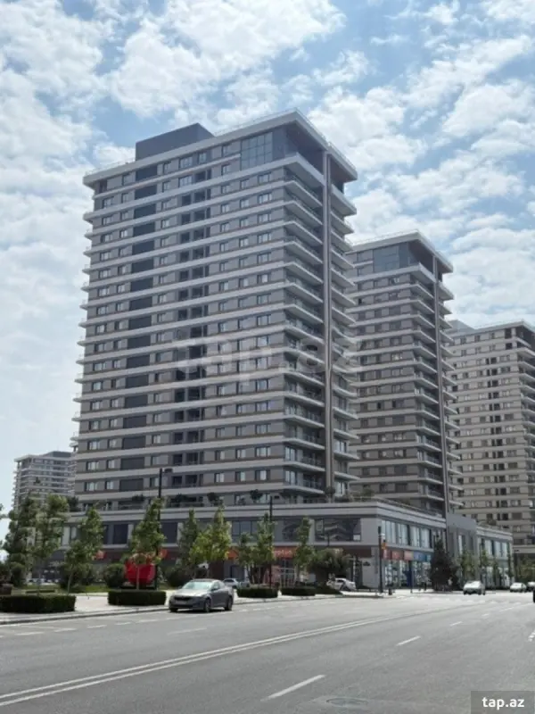 Satılır 3 otaqlı yeni tikili 190 m²