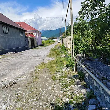 Satılır torpaq sahəsi — Şəki