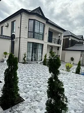 Kirayə verilir 5 otaqlı həyət evi 200 m² — Qəbələ 5 otaq 200.00 m²