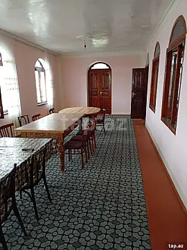 Satılır 7 otaqlı həyət evi 151 m² — Şamaxı 7 otaq 151.00 m²