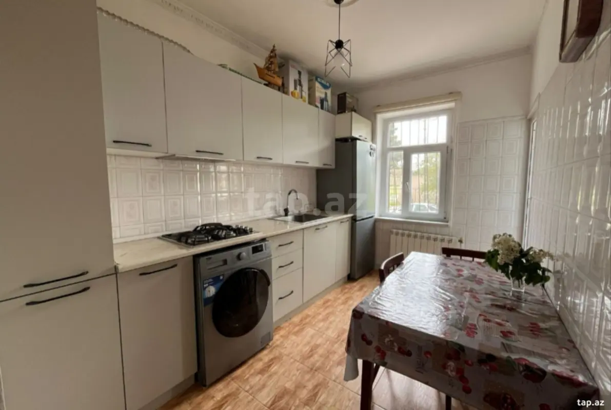 Satılır 3 otaqlı mənzil 70 m²