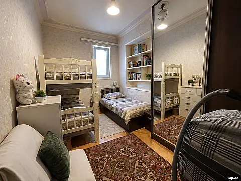 Satılır 4 otaqlı həyət evi 200 m² — Bakı 4 otaq 200.00 m²