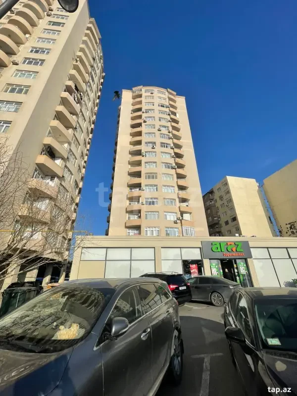 Satılır 3 otaqlı yeni tikili 86 m²