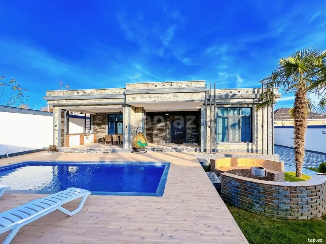 Kirayə verilir 3 otaqlı həyət evi 450 m²