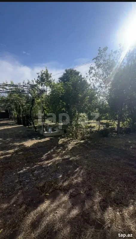 Satılır 3 otaqlı həyət evi 160 m²