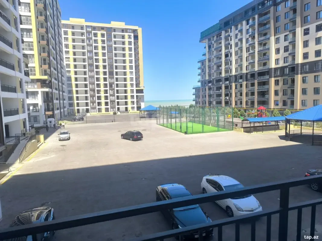 Kirayə verilir 2 otaqlı yeni tikili 67 m²