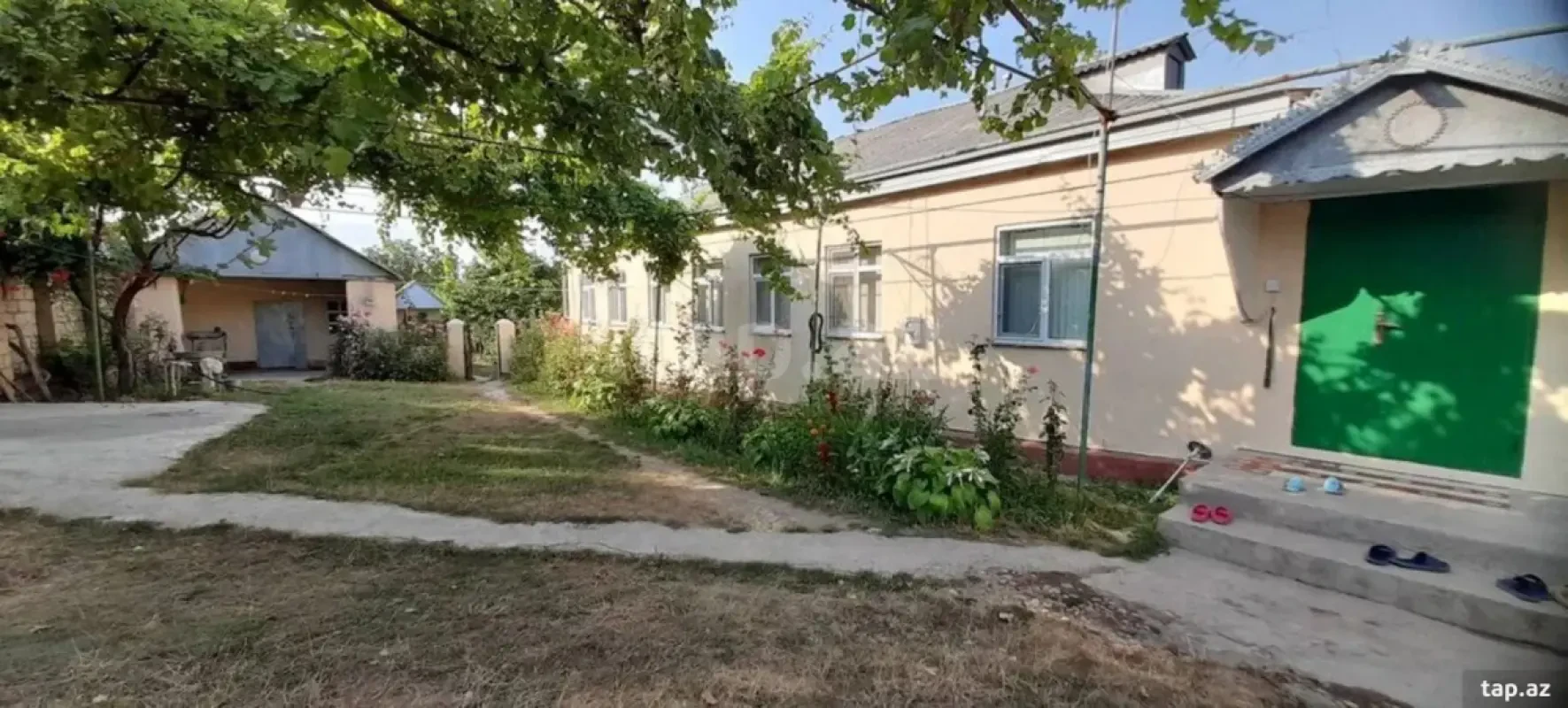 Satılır 7 otaqlı həyət evi 190 m²