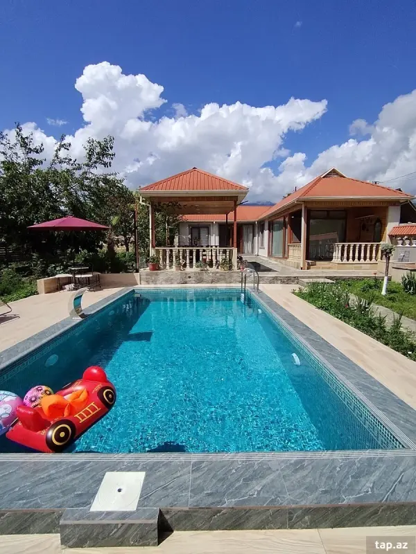 Kirayə verilir 2 otaqlı həyət evi 100 m²