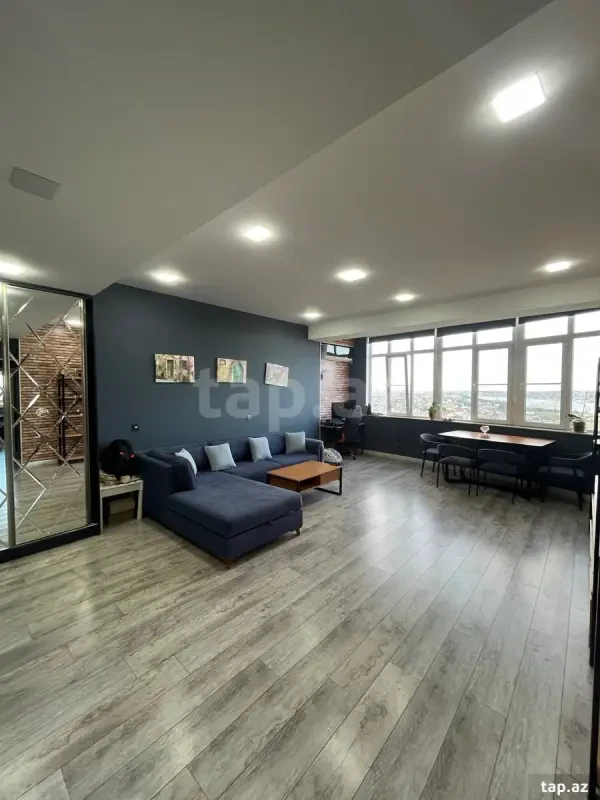 Satılır 2 otaqlı yeni tikili 82 m²