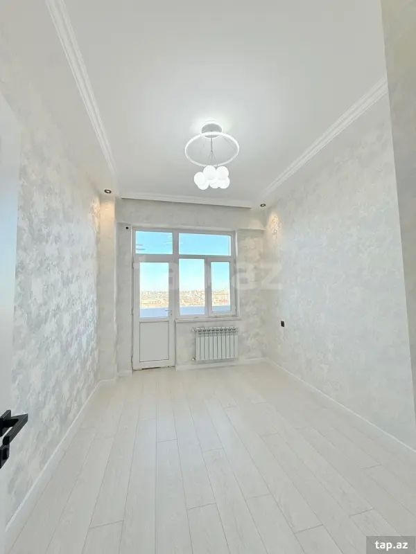 Satılır 2 otaqlı yeni tikili 60 m²