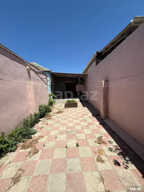 Satılır 3 otaqlı həyət evi 100 m²