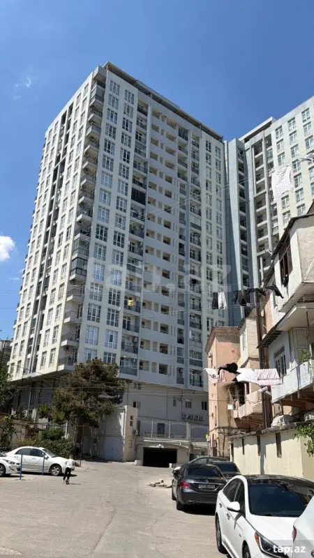 Satılır 2 otaqlı yeni tikili 75 m²