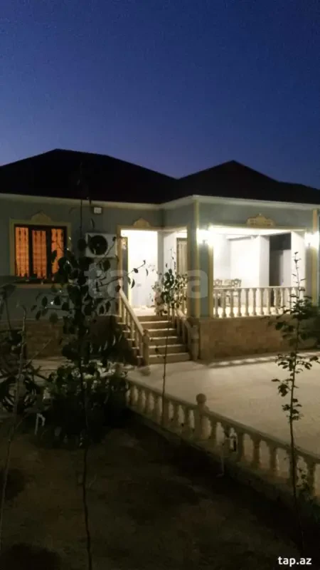 Satılır 3 otaqlı həyət evi 100 m²