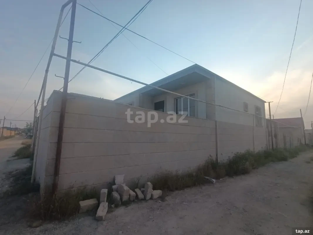 Satılır 3 otaqlı həyət evi 110 m²