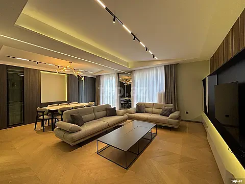 Kirayə verilir 3 otaqlı yeni tikili 160 m² — Bakı 3 otaq 160.00 m²