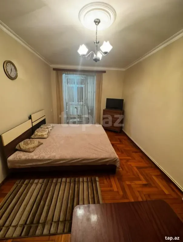 Kirayə verilir 2 otaqlı mənzil 45 m²