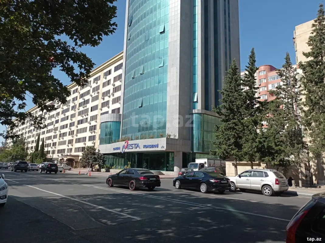 Kirayə verilir 2 otaqlı yeni tikili 90 m²
