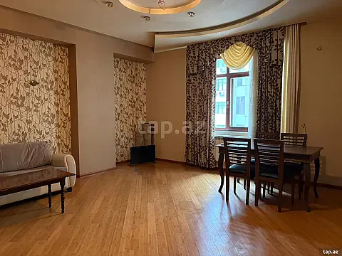 Kirayə verilir 3 otaqlı yeni tikili 125 m² — Bakı 3 otaq 125.00 m²