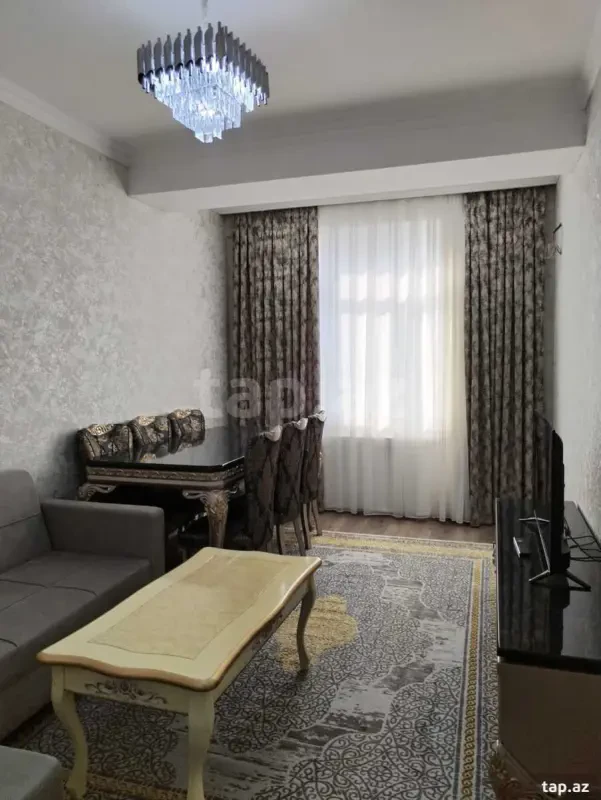 Kirayə verilir 2 otaqlı yeni tikili 75 m²