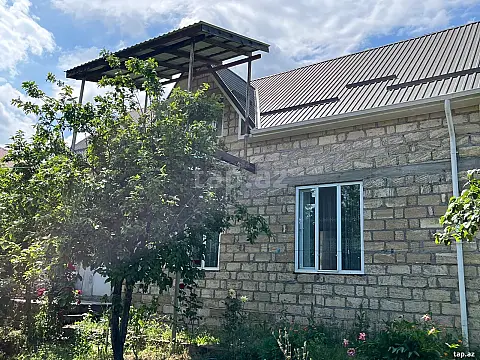 Kirayə verilir 4 otaqlı həyət evi 120 m² — Qusar 4 otaq 120.00 m²
