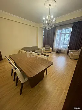 Kirayə verilir 3 otaqlı yeni tikili 121 m² — Bakı 3 otaq 121.00 m²