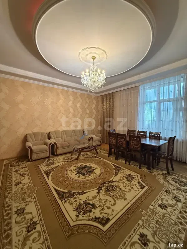 Kirayə verilir 3 otaqlı yeni tikili 120 m²