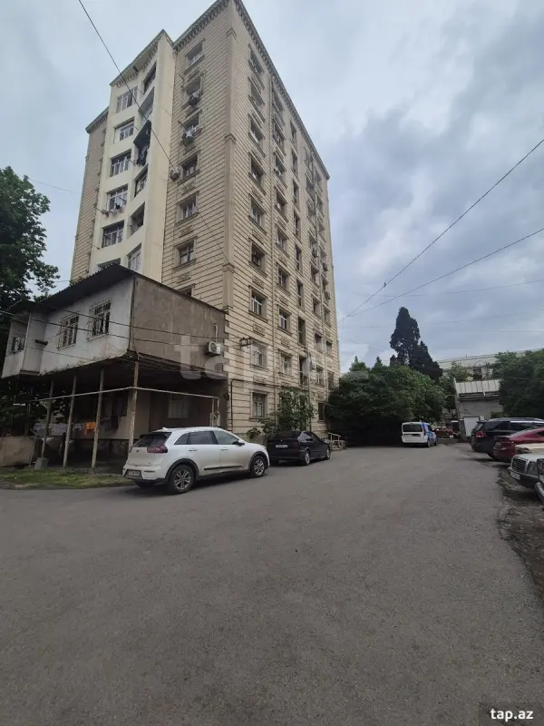 Satılır 3 otaqlı mənzil 68 m²