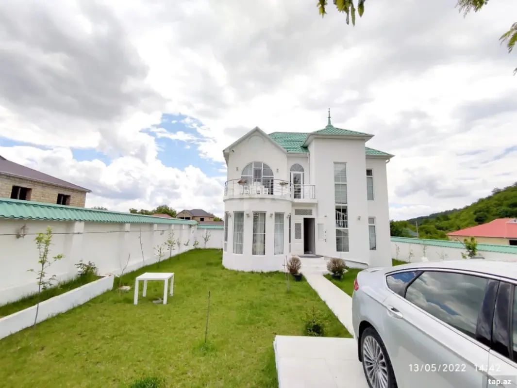 Kirayə verilir 5 otaqlı həyət evi 180 m²