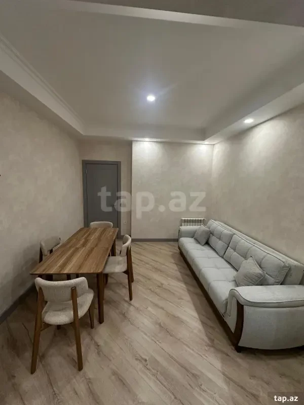 Kirayə verilir 2 otaqlı yeni tikili 70 m²