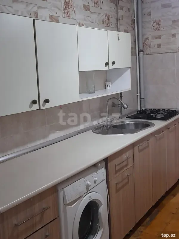 Kirayə verilir 2 otaqlı mənzil 60 m²
