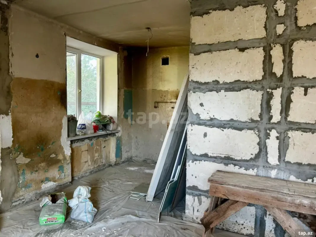 Satılır 1 otaqlı mənzil 40 m²