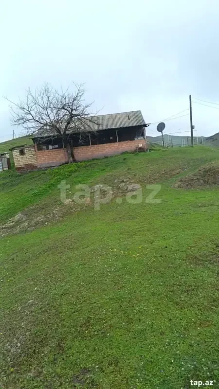 Satılır 3 otaqlı həyət evi 53 m²